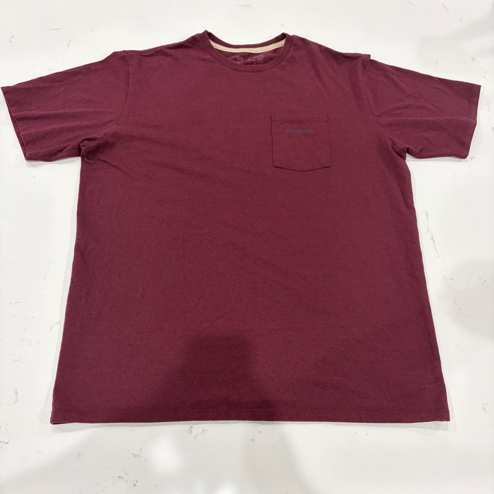 Patagonia Mens Responsibili-Tee Pocket T-Shirt Maroon Burgundy Mountain Logo M